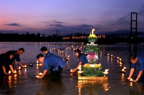 Loy Krathong Festival Life In Udon Thani Thailand
