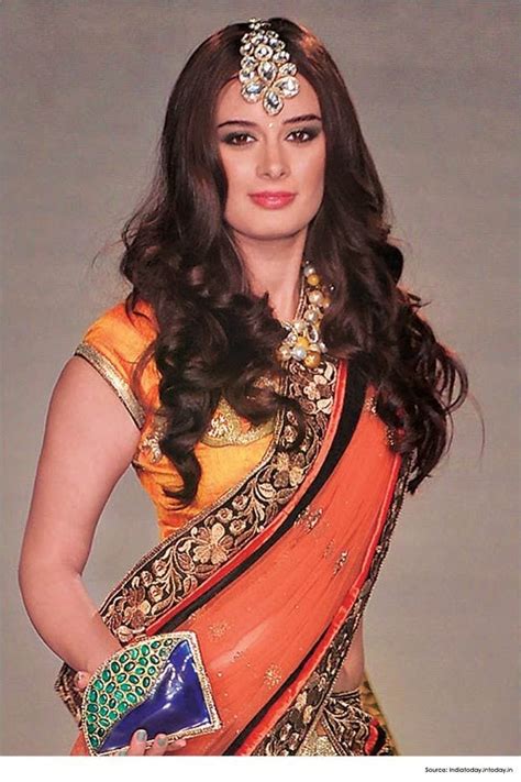 Check spelling or type a new query. Hairstyles for Saree -20 Cute Hairstyles to Wear with Saree