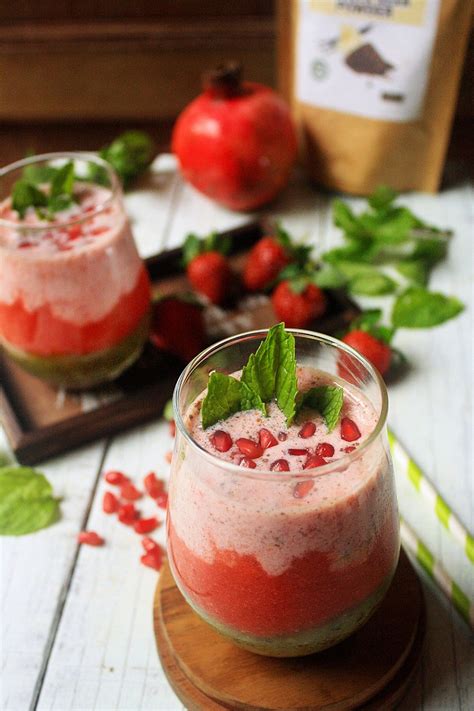 You can keep them in the fridge for up to three days before serving. Layered Christmas Smoothie | Christmas smoothies, Smoothie ...