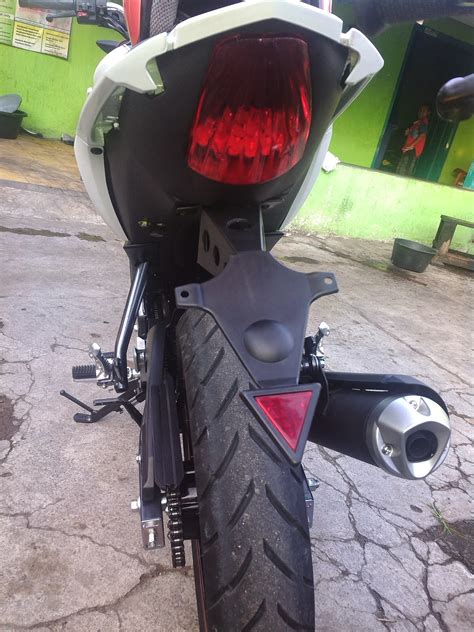 Aneka Modifikasi Undertail & Spakbor New Vixion Lightning (NVL)