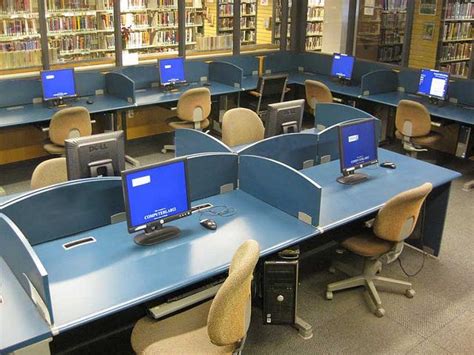 Computer Lab By Newport Public Library Ri Via Flickr Public Library