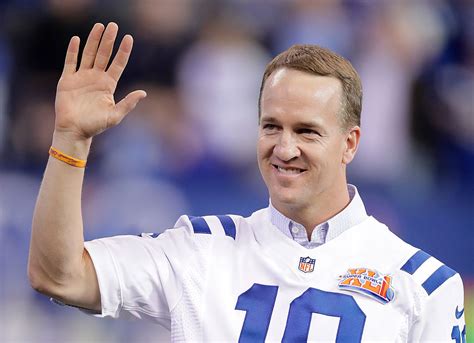 To nobody's surprise, peyton manning became the third former tennessee football player to be inducted into the nfl hall of fame saturday night. Peyton Manning, Reggie Wayne Finalists For 2021 Hall of ...