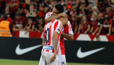 Jarlan Barrera Penal Fallado En Junior Vs Atlético Paranaense Por