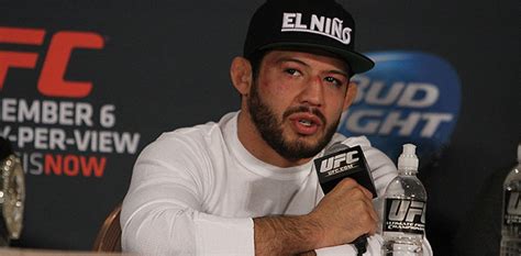 Gilbert Melendez Falls Off The Ultimate Fighter 28 Finale Fight Card