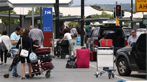 Perth Airport To Launch New Five Minute Limit On Pick Up Drop Off