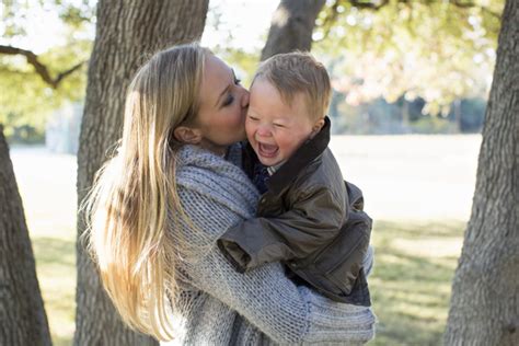 Jewel On Motherhood And Yodeling To Her Baby Son Huffpost Impact