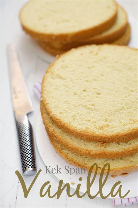 Pandan cukup sinonim dengan masakan masyarakat melayu. masam manis: Kek Asas 4 Kek Span Vanilla