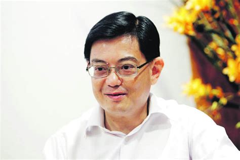 Heng swee keat ppa pjg (1 kasım 1961 doğumlu), 1 mayıs 2019'dan beri başbakan yardımcısı , 27 temmuz 2020'den bu yana ekonomik ilişkilerden sorumlu bakanı ve maliye bakanı olan singapurlu bir politikacı. Singapore can learn through collaboration with China ...