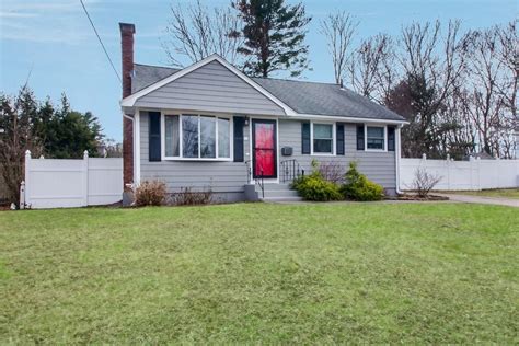 55 Rogers Dr Stoughton Ma 02072 Mls 72807995 Coldwell Banker