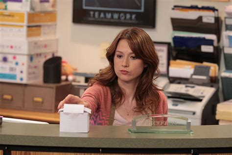 The Office Ellie Kemper Was Turned Down For 2 Major Comedies Before Landing The Part Of Erin