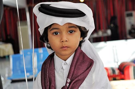 Cute Qatari Kid Captured On Qatar National Day 2010 18 De Nihal