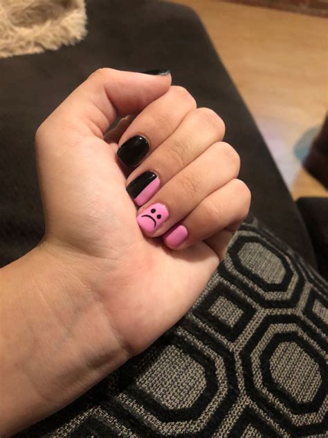 Lil Peep Inspired Nails Pink And Black Historiacuar