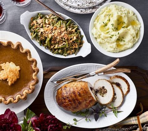 15 Restaurants To Buy Premade Thanksgiving Dinner In 2020 Hip2save