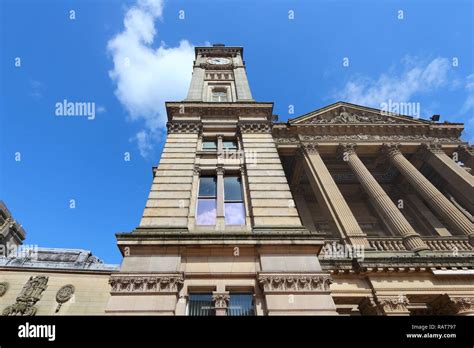 Birmingham Museum And Art Gallery With Famous Big Brum Clock Tower