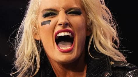 Toni Storm Praises Top Aew Star As Looking Like An Action Figure