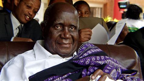 Kenneth Kaunda Zambias Founding President Dies At 97 Newsbusiness