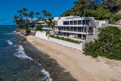 Video Contemporary Oceanfront Diamond Head Oahu Home For Sale