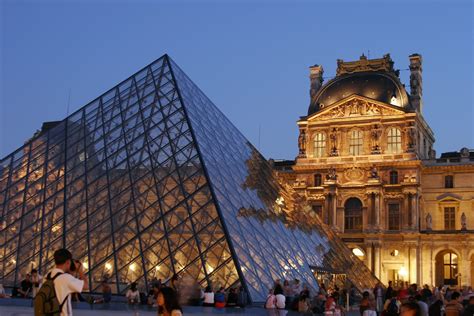 The Louvre Museums In Louvre Paris