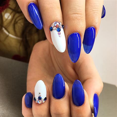 Find the perfect white armchair stock photos and editorial news pictures from getty images. Awesome Blue and White Nail Designs | Design Trends ...