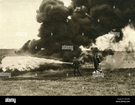 Flamethrower World War Banque De Photographies Et Dimages à Haute