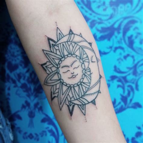 95 Best Sun Tattoo Designs And Meanings Symbol Of The Universe 2018