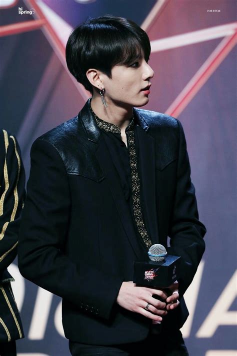 April 2, 2015 april 27, 2021. BTS MAMA in Hongkong 2018 #방탄소년단 | Đang yêu