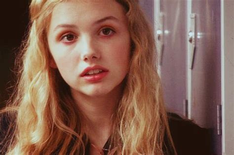 blonde cassie cute girl hannah murray inspiring picture on