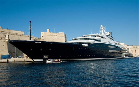 My reaction to bill maher saying i'm a house n___a u.s. Bill Gates Yacht - Papirio