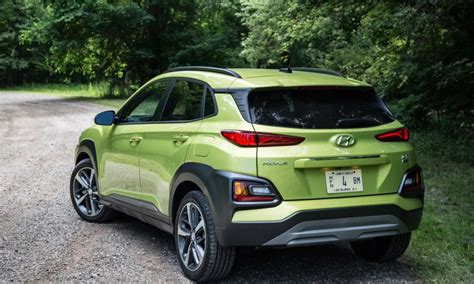 Price also excludes registration, insurance, ppsa, license fees and dealer admin. 2020 Hyundai Kona Colors, Interior, Price | Latest Car Reviews