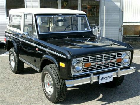 Old Ford Bronco Bronco Truck Jeep Truck Pickup Trucks Early Bronco