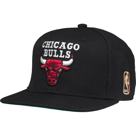 Buy Mitchell And Ness Mens Chicago Bulls Wool Solid Logo Snapback Cap Black