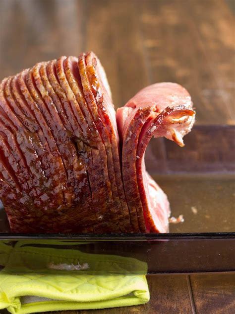 Slow cooker crockpot spiral ham. How to Carve a Spiral Ham | Cooking spiral ham, Slow ...