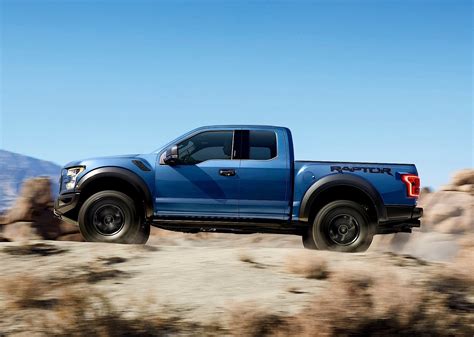 Ford F 150 Svt Raptor Specs And Photos 2017 2018 2019 2020 2021