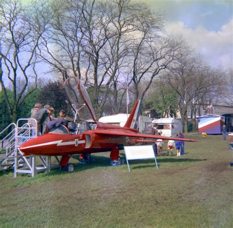 Xm693 Folland Gnat T1 Raf Recruitment Aircraft Painted In Red Arrows
