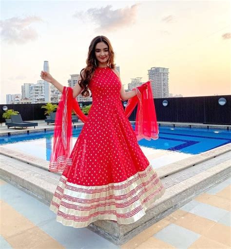 Anushka Sen Looks Beautiful In Red Anarkali Dress Bollywood News Bollywood Hungama