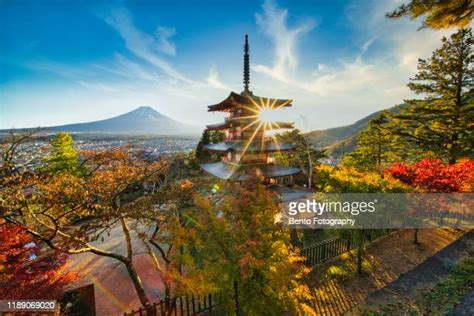 Mt Fuji Shrine Photos And Premium High Res Pictures Getty Images