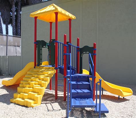 Los Angeles Playground Equipment Company Completes San Diego Playground