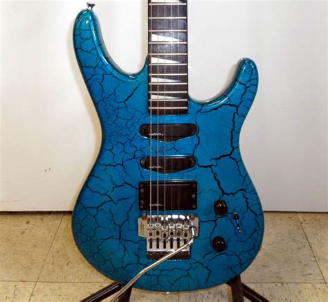 Vintage 1980 Washburn G 5v Electric Guitar Electric Crackle Blue