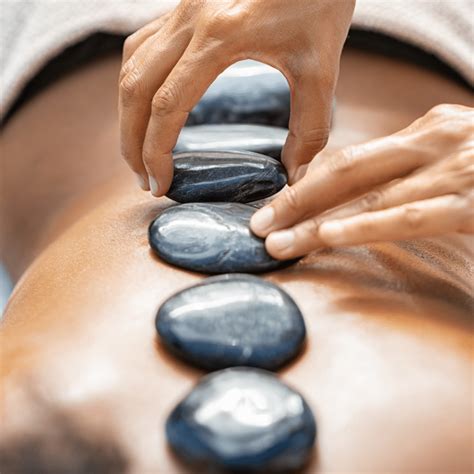 What Is A Hot Stone Massage 1 Best Advantages