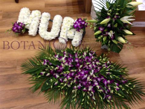 Spectrum plants gold coast, wongawallan. Funeral Flowers - Custom made funeral wreaths for delivery ...