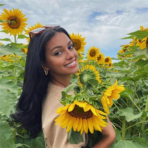 She S A Sunflower She S My One Flower She S The Flower Of My Heart