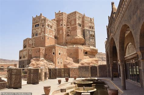 Dar Al Hajar Yemens Spectacular Royal Architecture Charismatic Planet