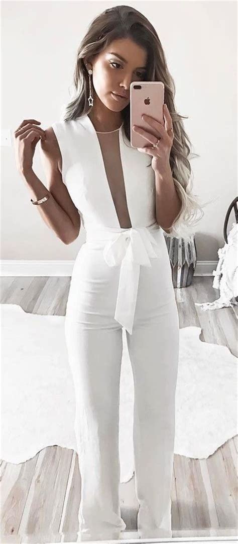 23 Stylish All White Party Outfits For Women To Copy Now