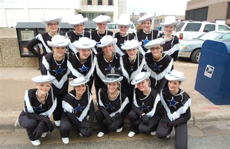 Wylie Dancers March In Childrens Christmas Parade Blue Ribbon News