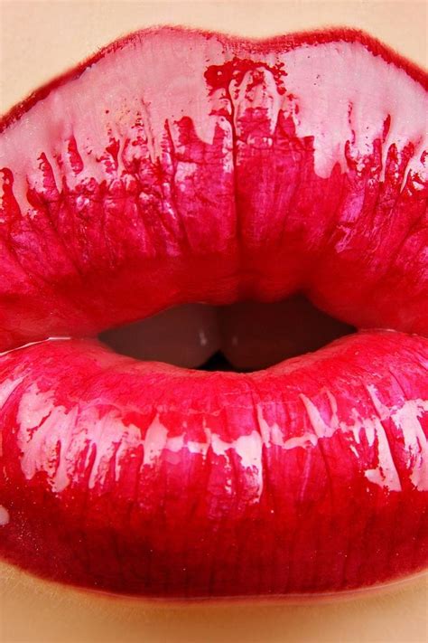 Astonishing Lips Kiss Close Up Wallpapers