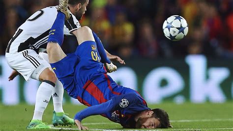 Barcelona Juventus 00 Messi Macht Den Abflug Fussball Bildde