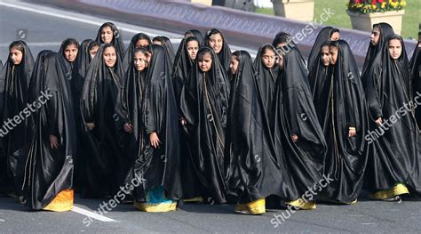 Young Qatari Women Wear Traditional Dress Editorial Stock Photo Stock