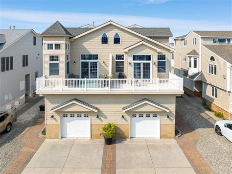 21 68th Street, Sea Isle City NJ| Dustin Laricks | COMPASS RE