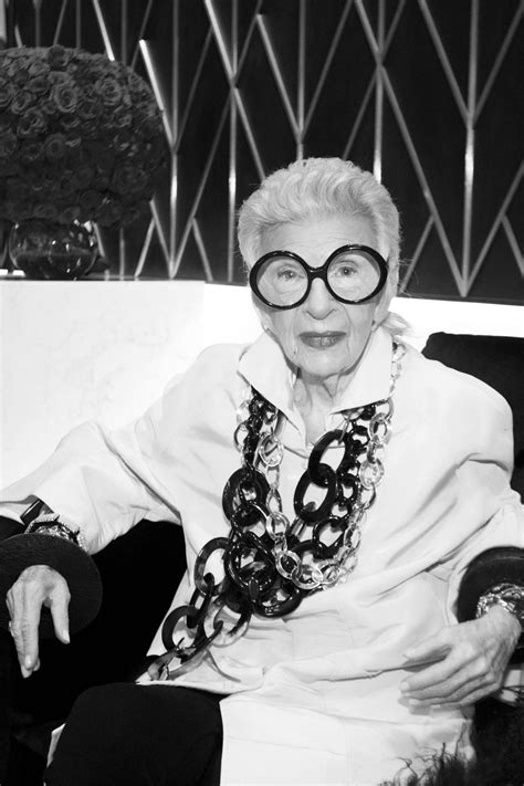 Verstorbene Promis 2024: Modeikone Iris Apfel ist tot | BRIGITTE.de