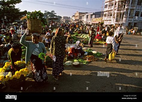 Myanmar Burma Mandalay Commerce Food Street Market Stock Photo Alamy